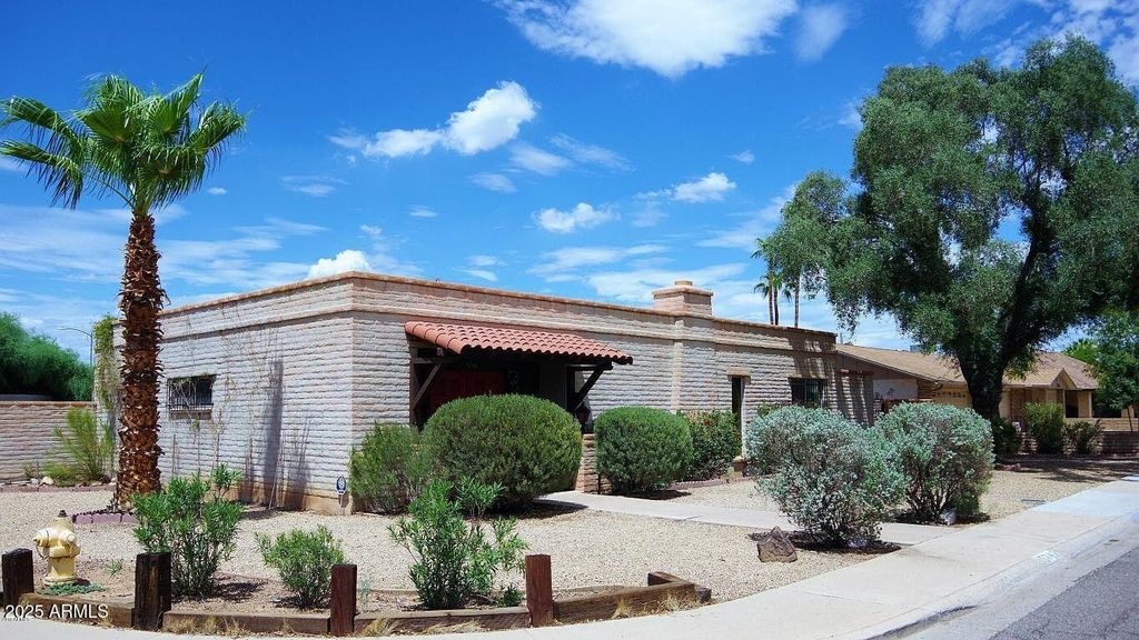 Photo of 5742 W Frier Drive, Glendale, AZ 85301 (MLS # 6928818)