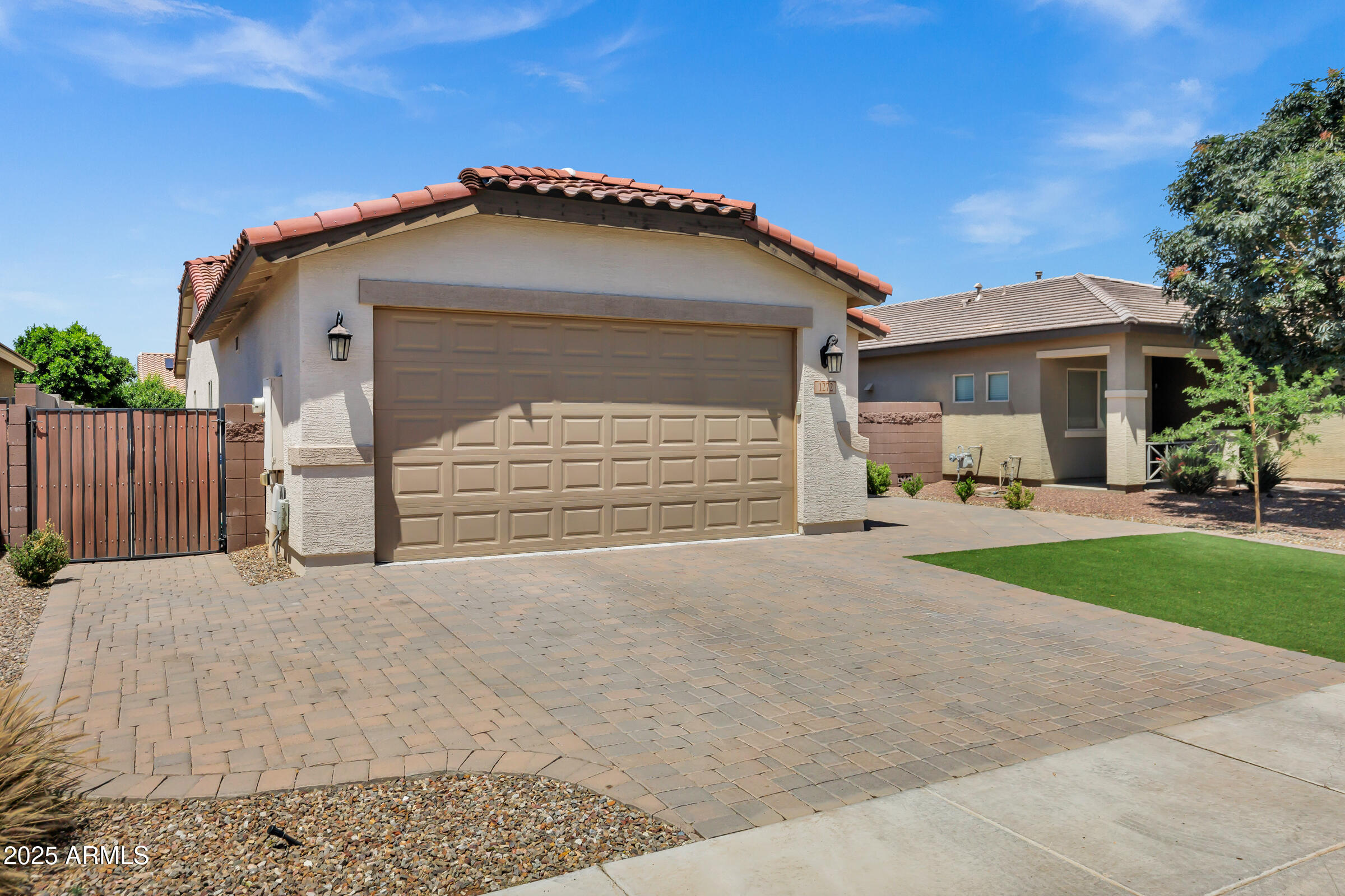 Homes 1 1272 W JOSHUA TREE Avenue