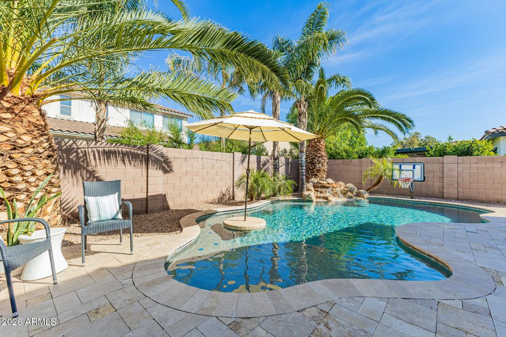 Photo of 2740 E Rakestraw Lane, Gilbert, AZ 85298 (MLS # 6987596)