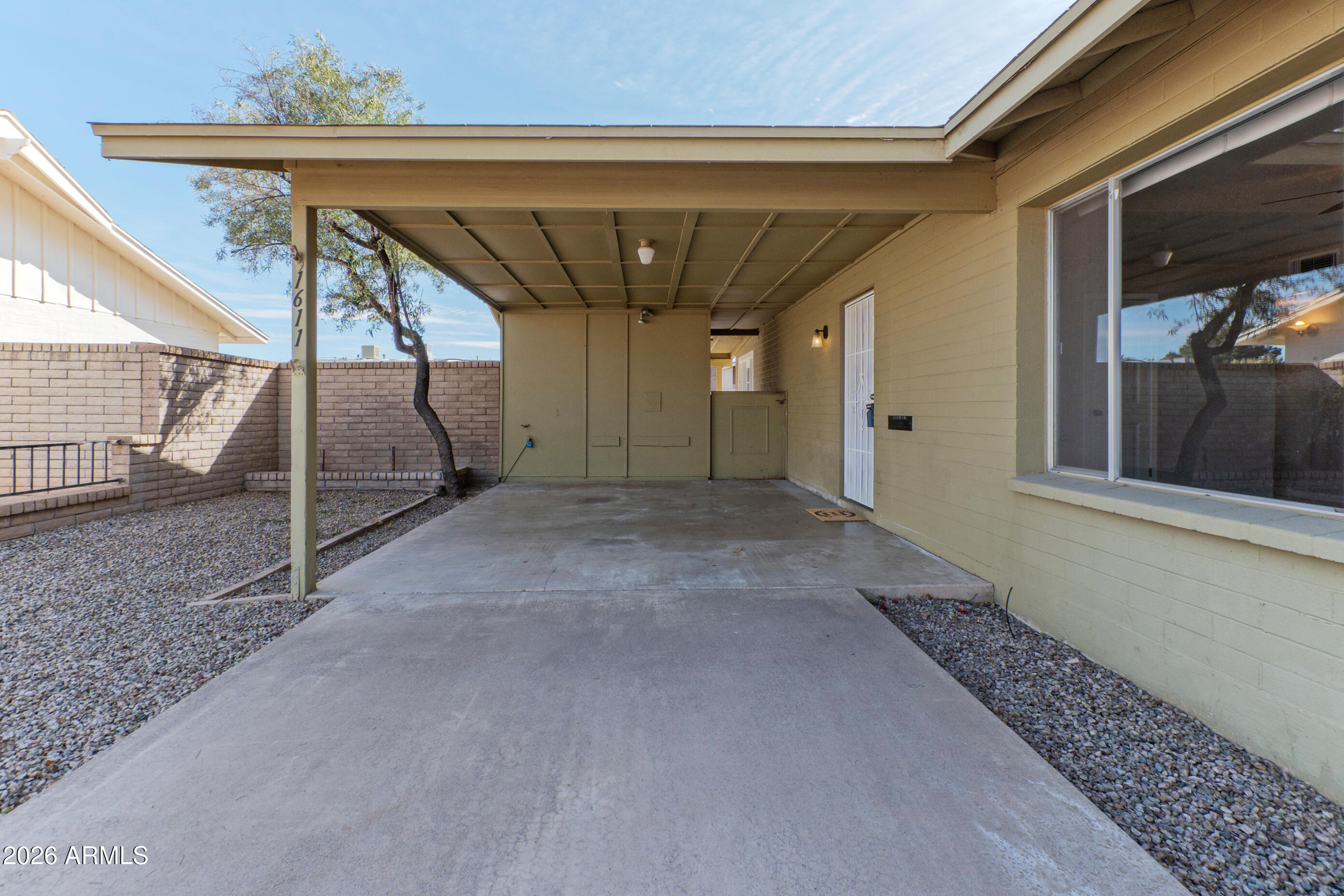 1611 E El Parque Drive