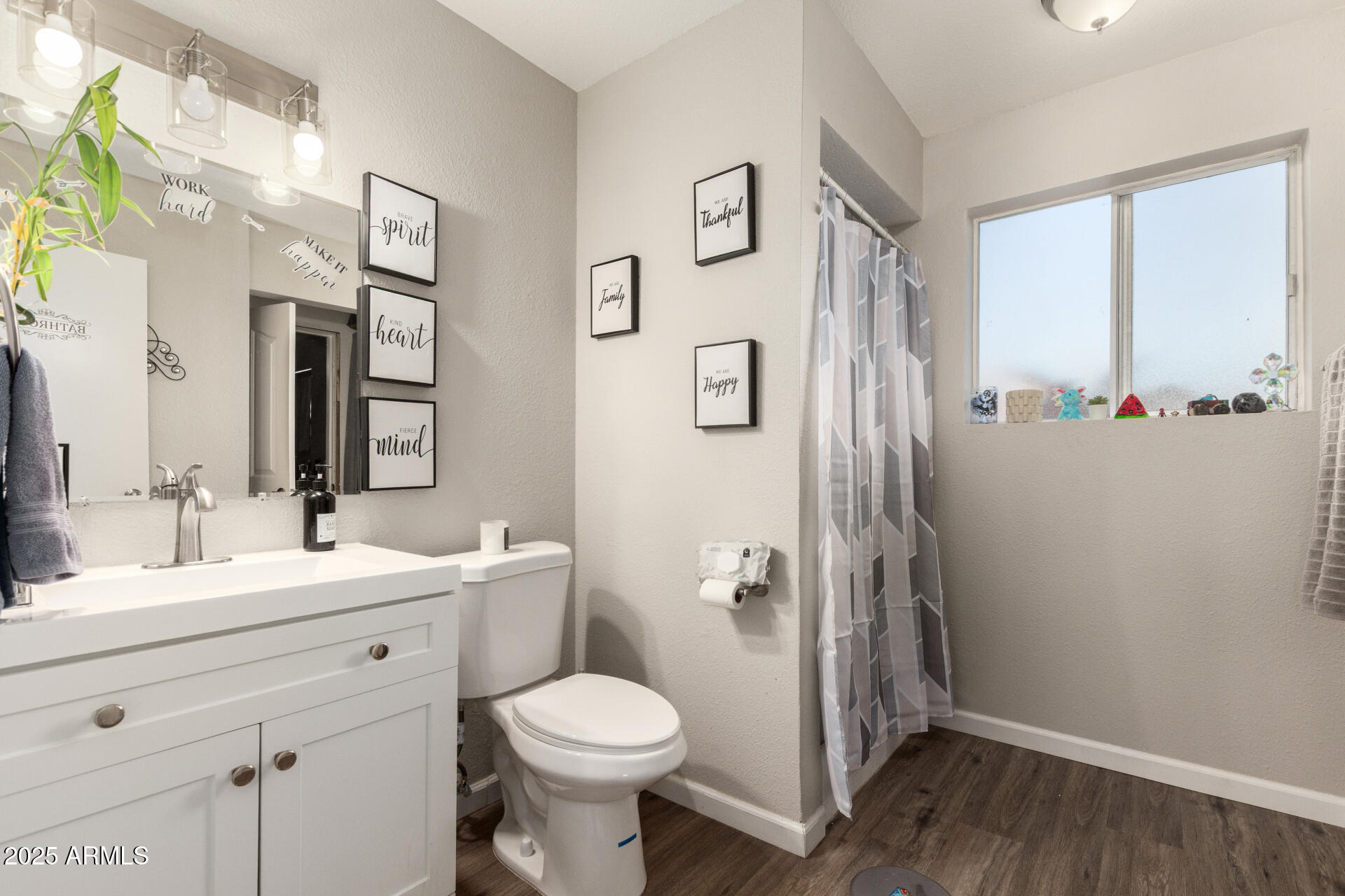 4607 W NORTHVIEW Avenue