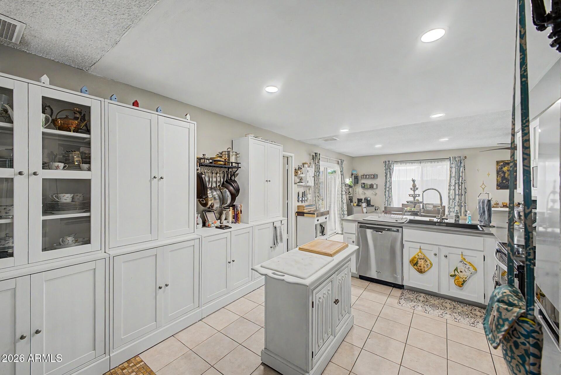 PEPPERWOOD CHANDLER UNIT 1 - Residential