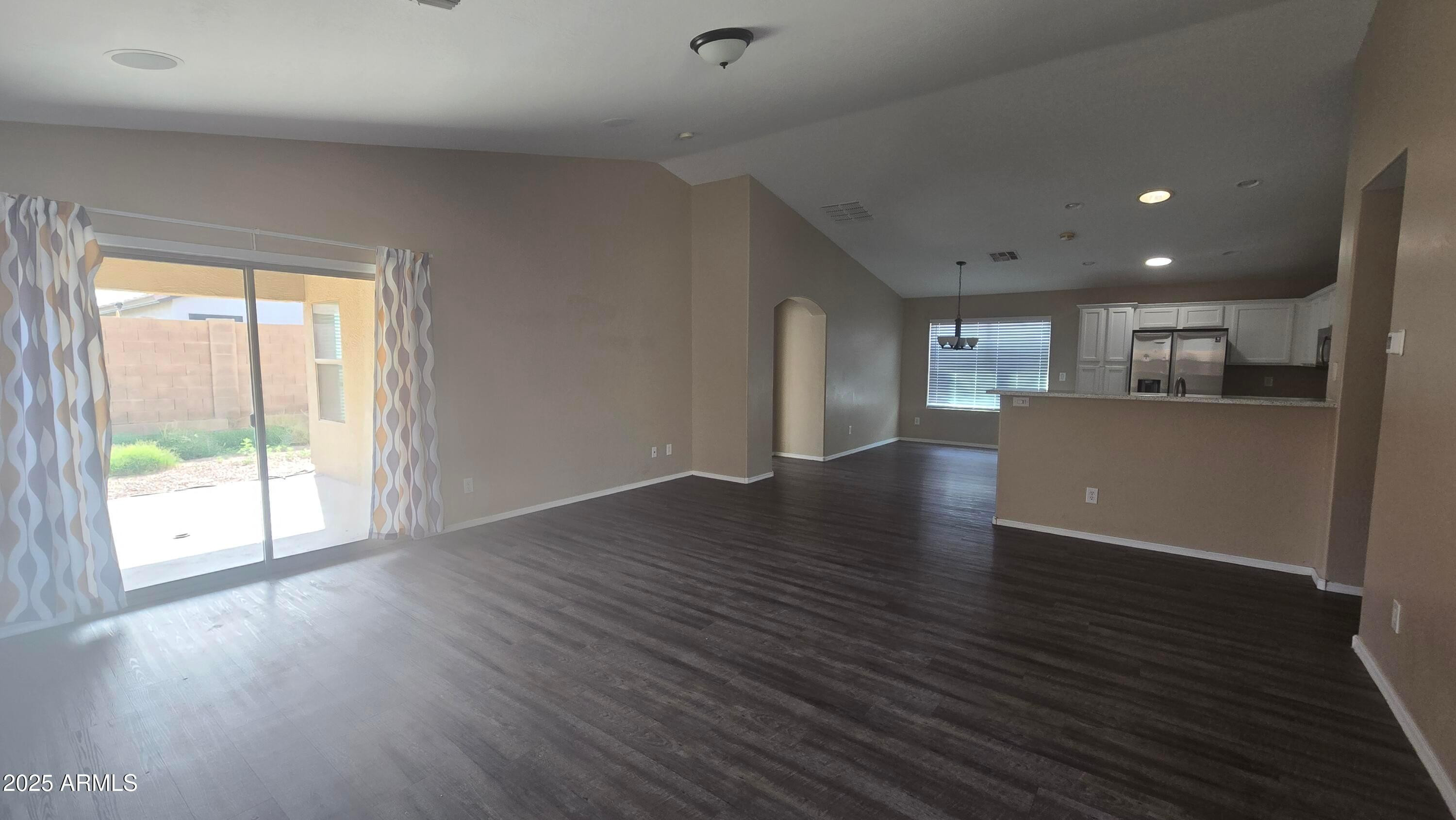 355 W Holstein Trail