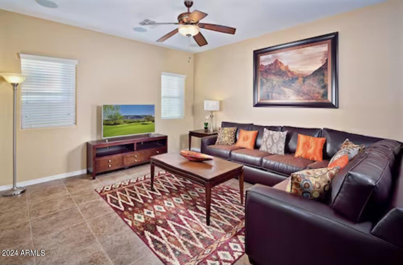 5336 W Molly Lane