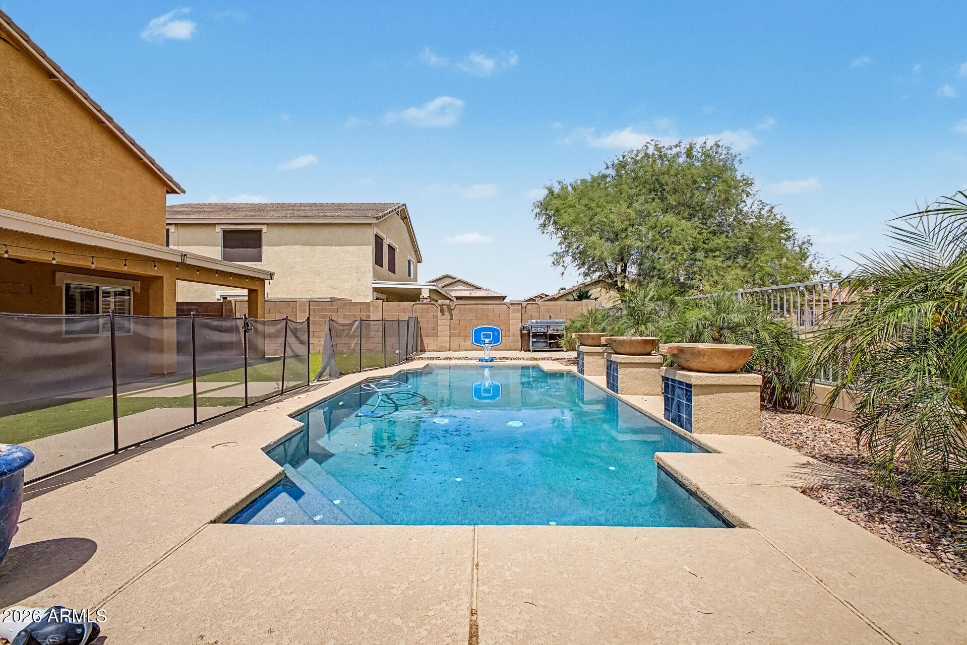 CANYON TRAILS 3L - Residential