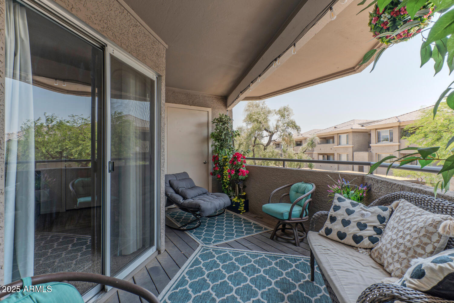 1720 E THUNDERBIRD Road 2003