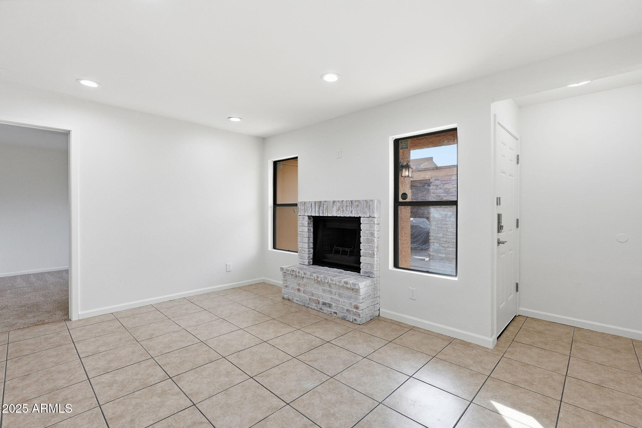 3511 E BASELINE Road 1014