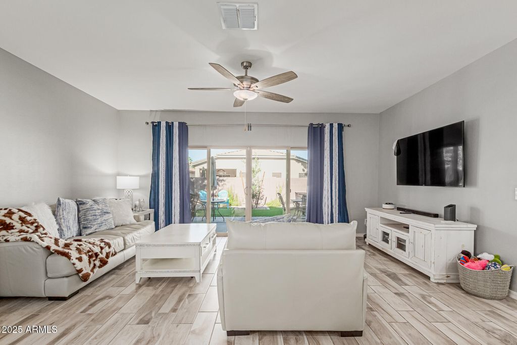 Photo of 346 W Lyle Avenue, Queen Creek, AZ 85140 (MLS # 6985942)