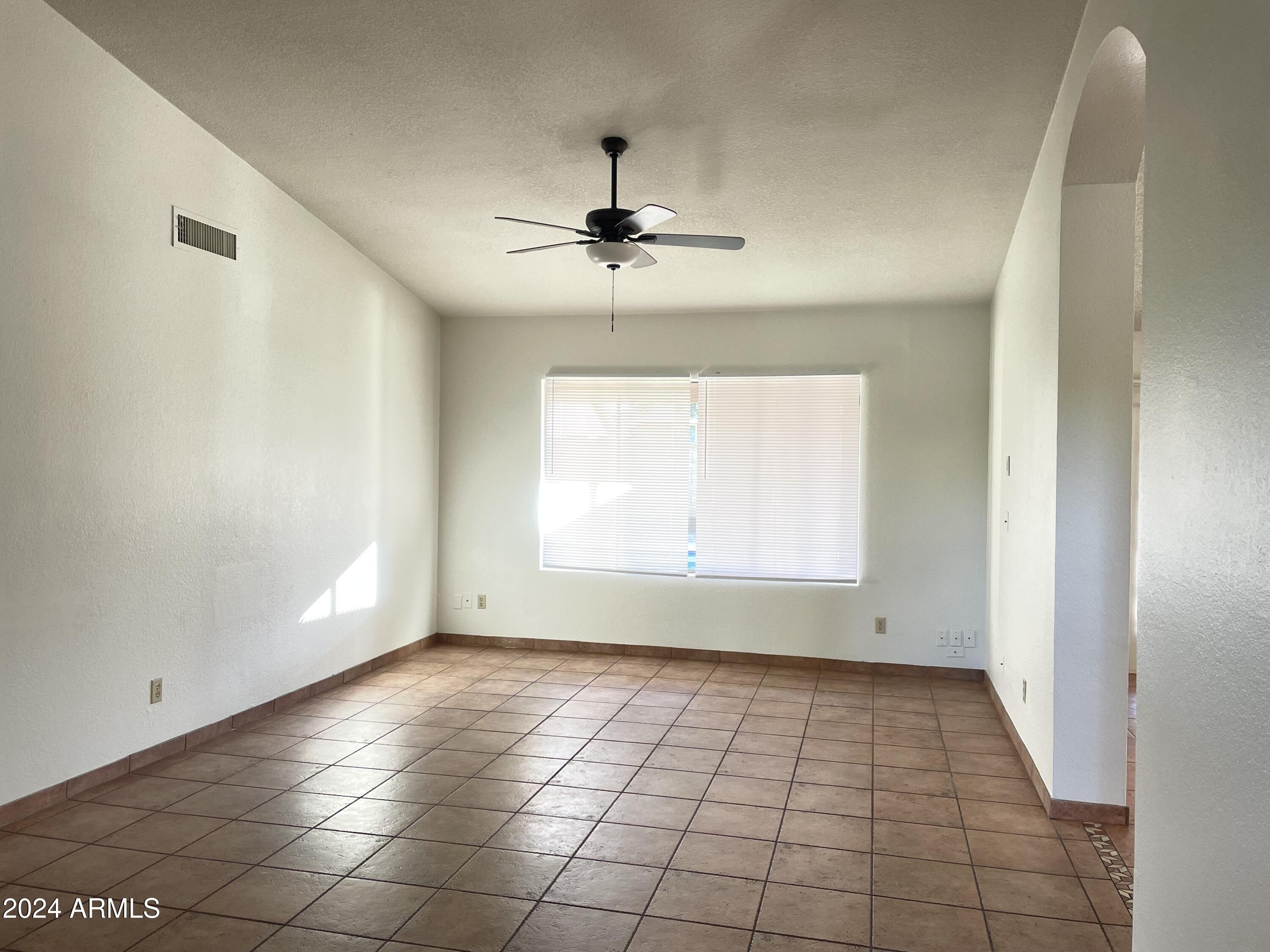 1609 N LONGMORE Street