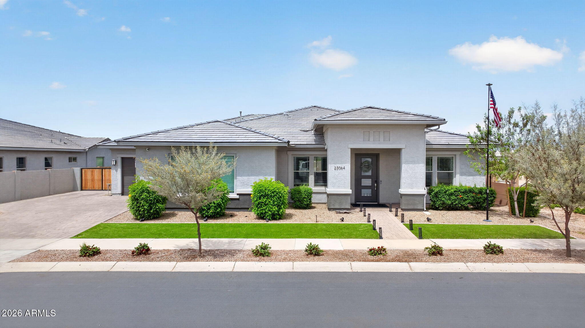 23064 E VIA LAS BRISAS --