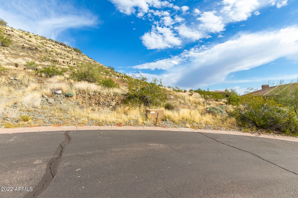 Photo of 14015 S 19th Street #18, Phoenix, AZ 85048 (MLS # 7015498)