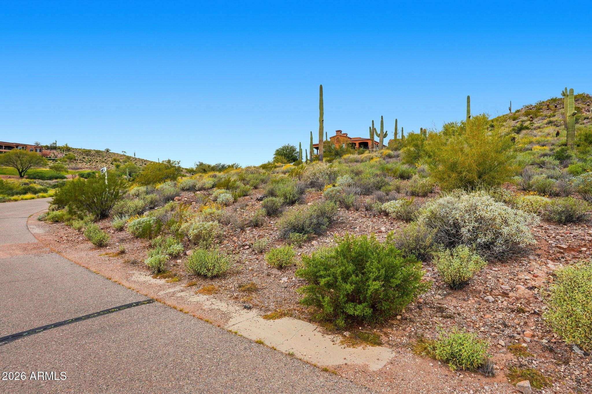 3740 S VISTA Loop 14