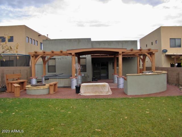 THE LEGENDS AT VALIENTE - Residential Lease