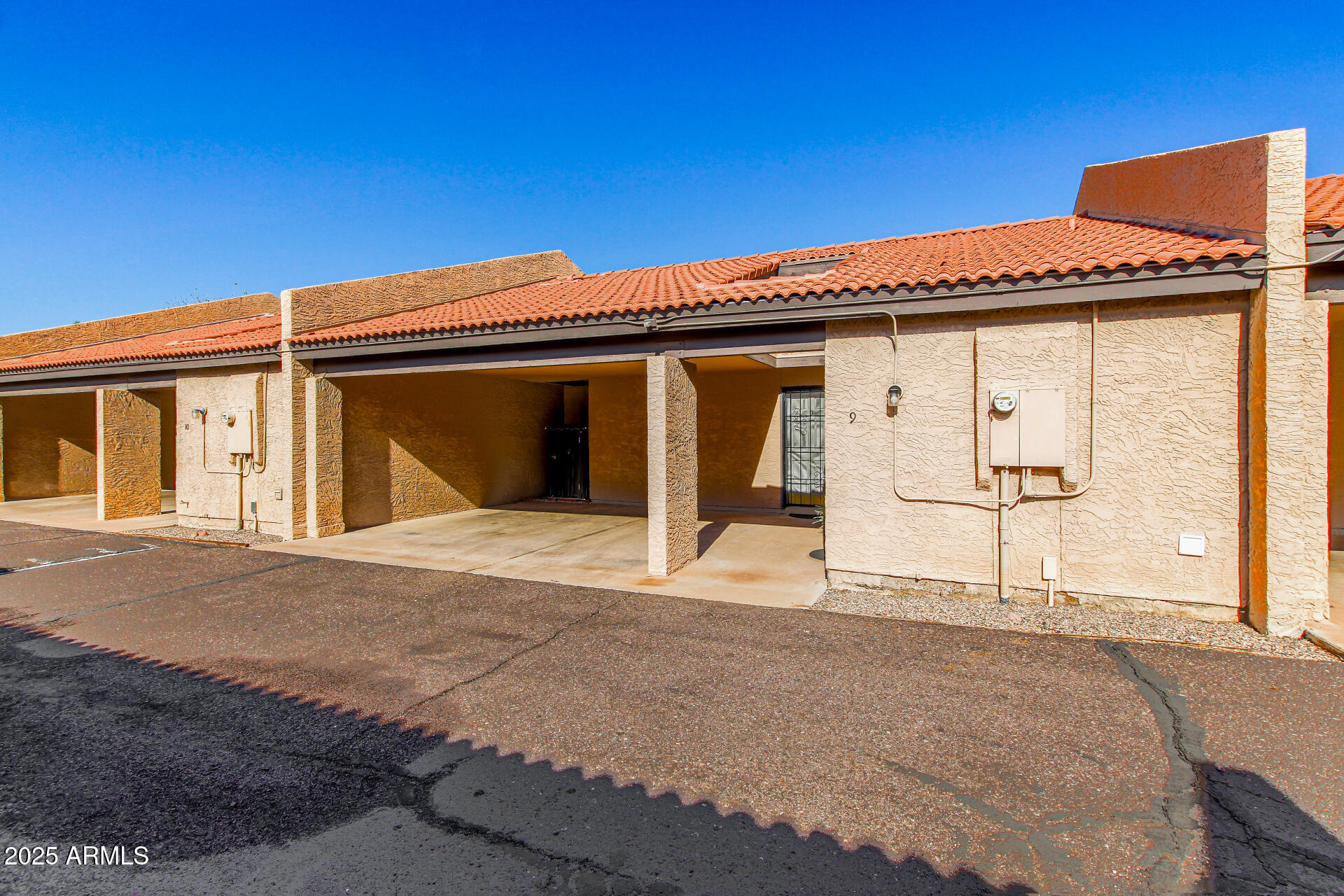 3033 N 37TH Street 9