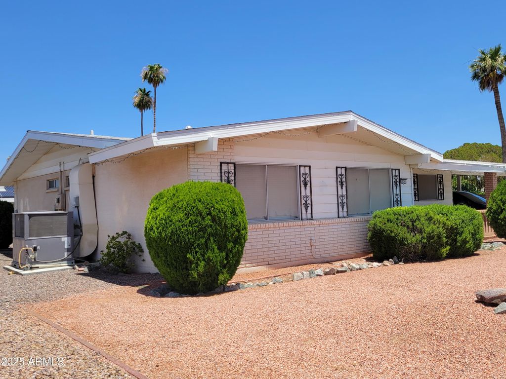 Photo of 10241 N 109th Avenue, Sun City, AZ 85351 (MLS # 6975289)