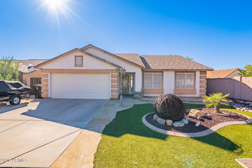 Photo of 436 N St Claire Circle, Mesa, AZ 85207 (MLS # 6931662)