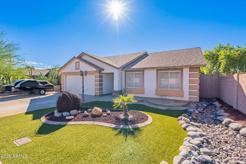 Photo of 436 N St Claire Circle, Mesa, AZ 85207 (MLS # 6931662)
