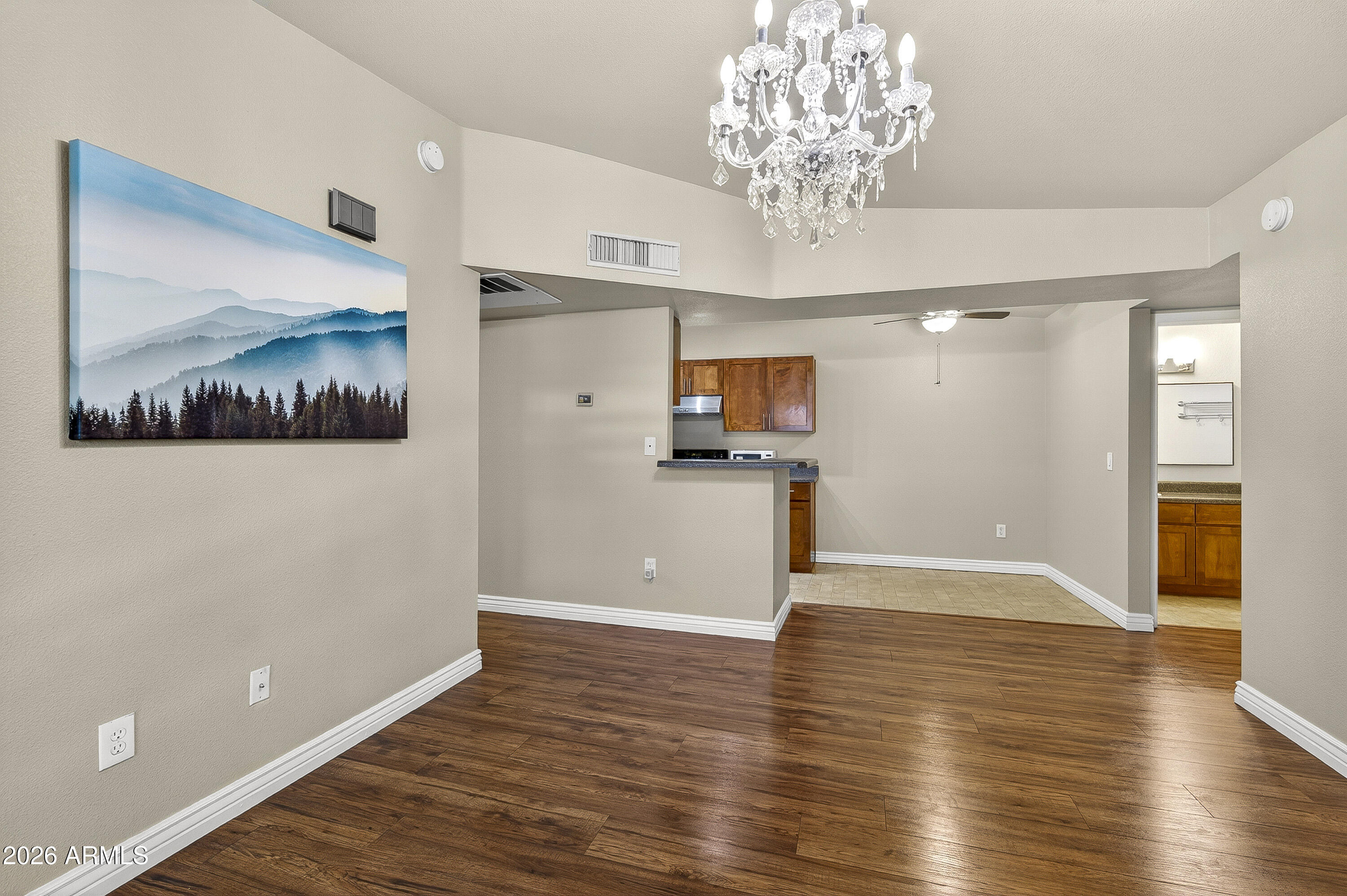 1385 W UNIVERSITY Avenue 245