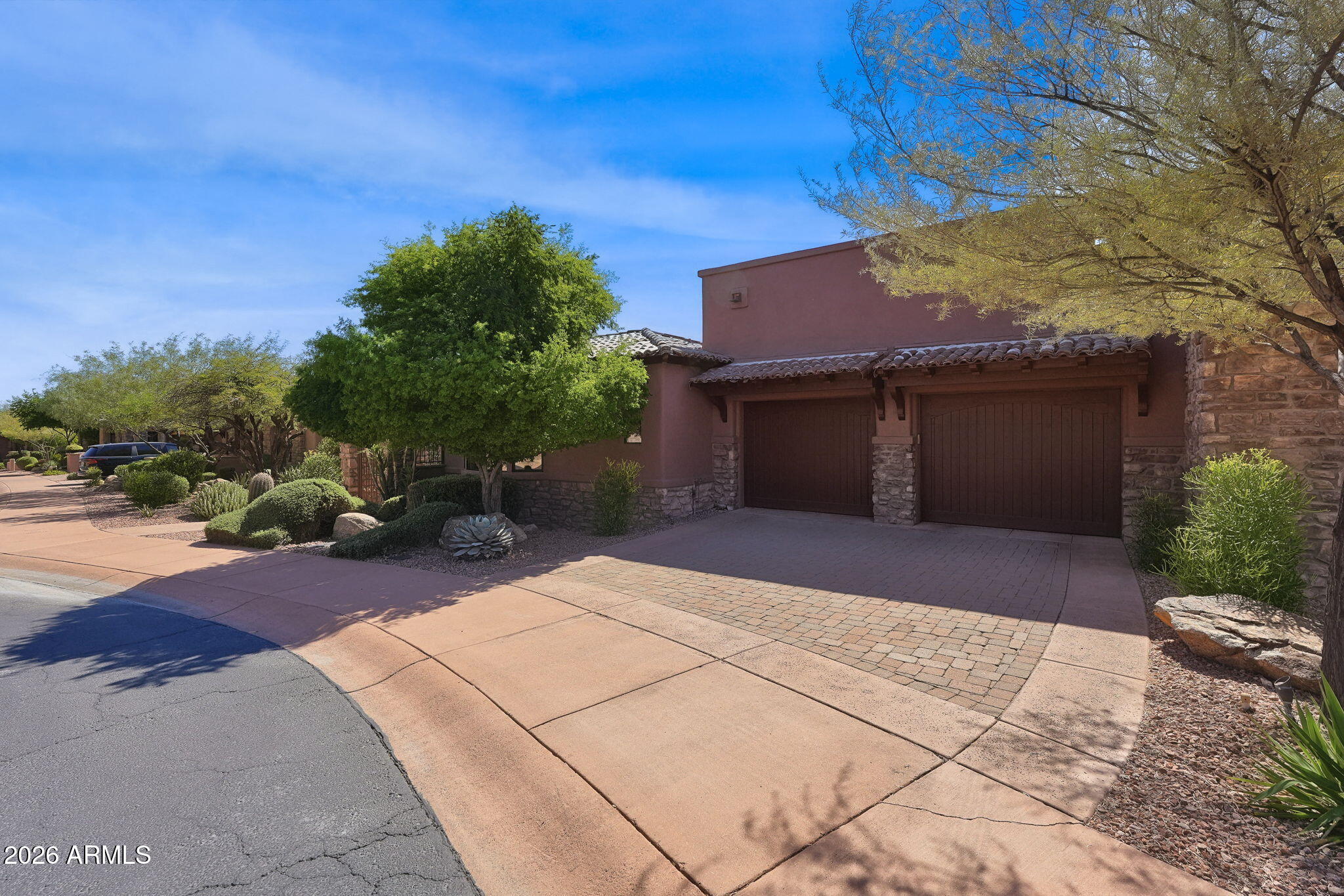 10436 N VILLA RIDGE Court