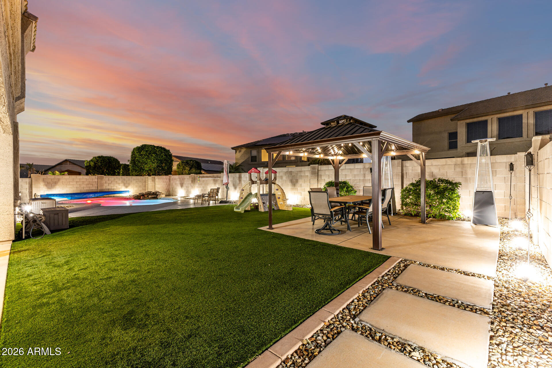 17729 W VOLTAIRE Street