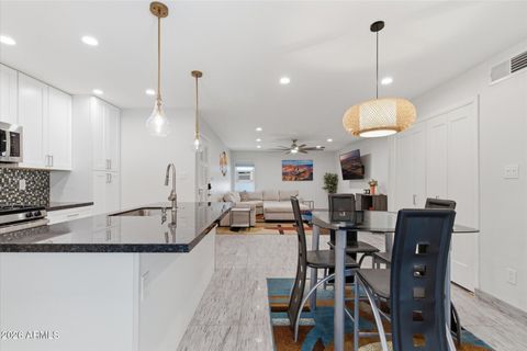 Photo of 4950 N Miller Road #100, Scottsdale, AZ 85251 (MLS # 6998272)