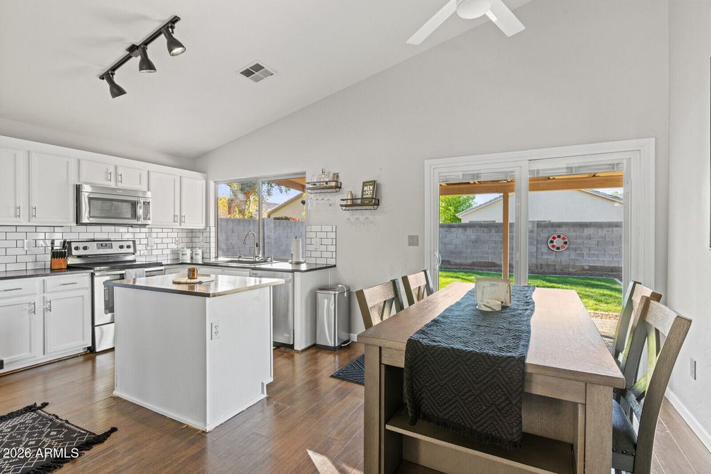 Photo of 1357 W Vaughn Avenue W, Gilbert, AZ 85233 (MLS # 6974500)