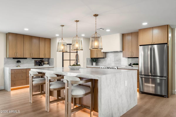 5910 E CLAIRE DR, SCOTTSDALE, AZ 85254 - Image c64358b4aca348d9fd39d078368e394b/710338419