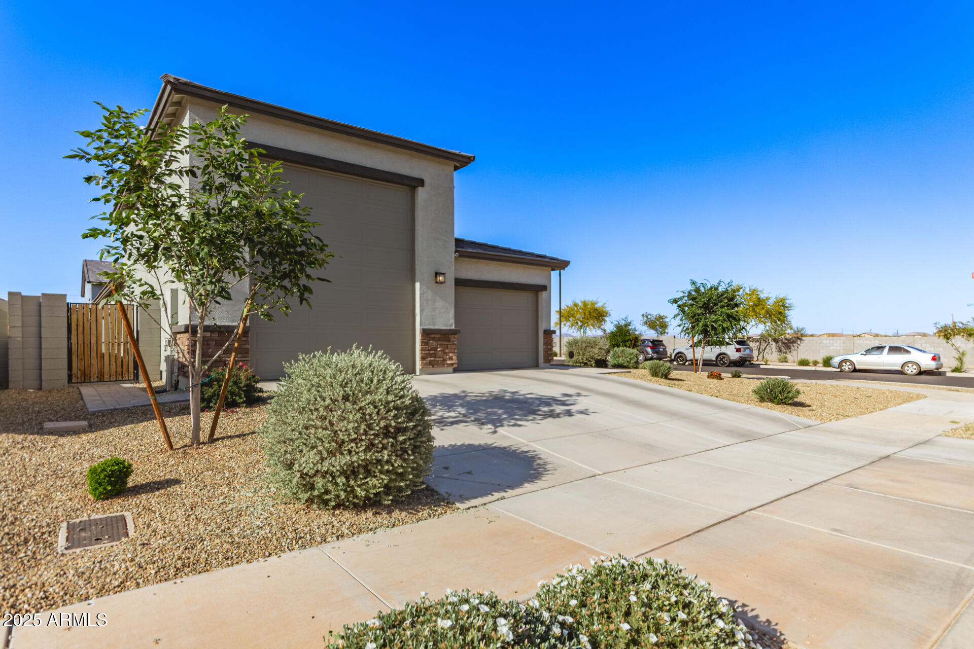 Homes 2 17716 W VILLA HERMOSA Lane