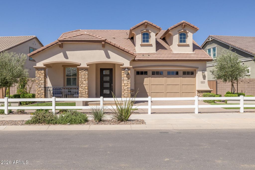 Photo of 23032 E Arrowhead Trail, Queen Creek, AZ 85142 (MLS # 7009707)