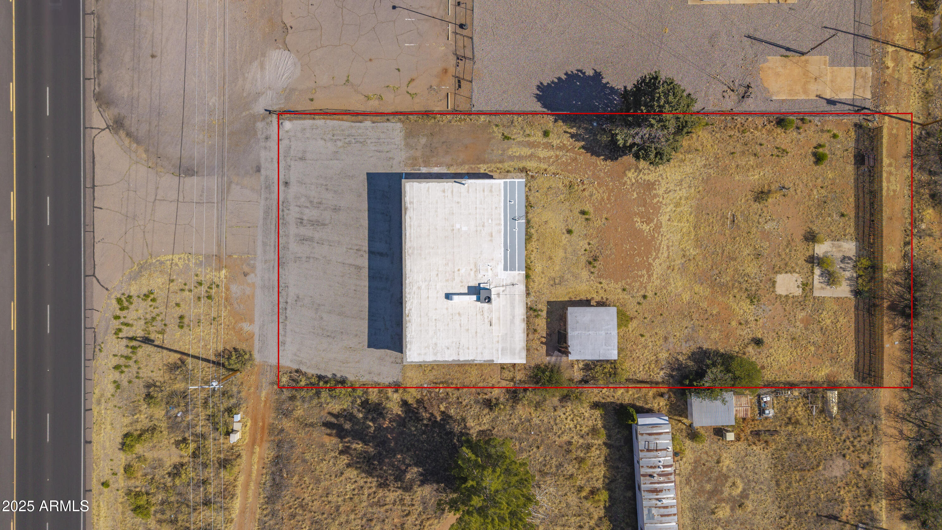 5237 S HIGHWAY 92 --