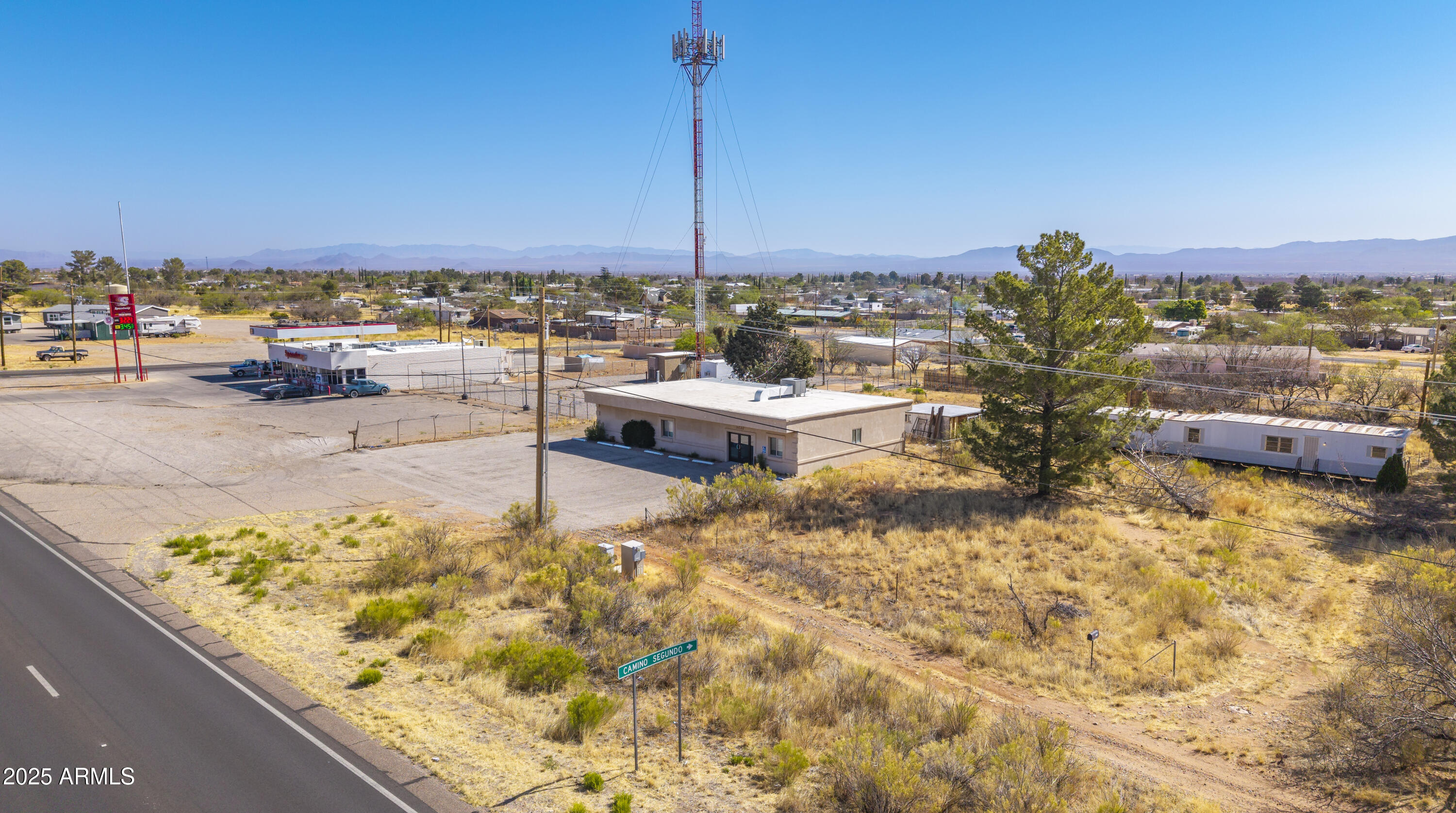 5237 S HIGHWAY 92 --