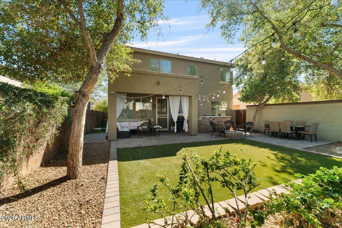 3468 E ARIANNA Avenue