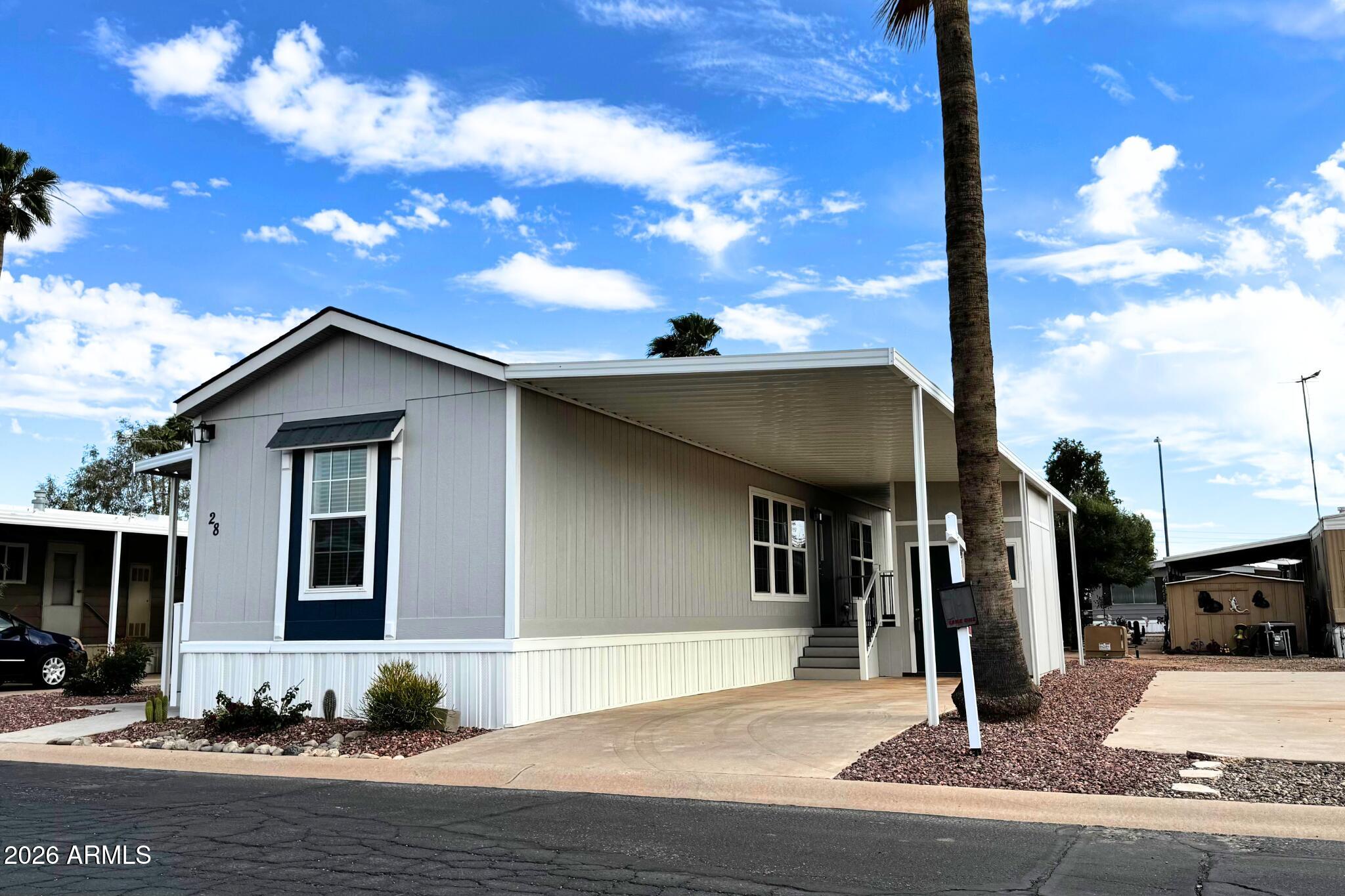 426 W COTTONWOOD Lane 28