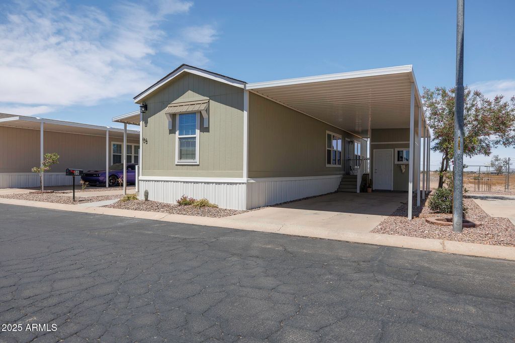 Photo of 426 W Cottonwood Lane #28, Casa Grande, AZ 85122 (MLS # 6878302)