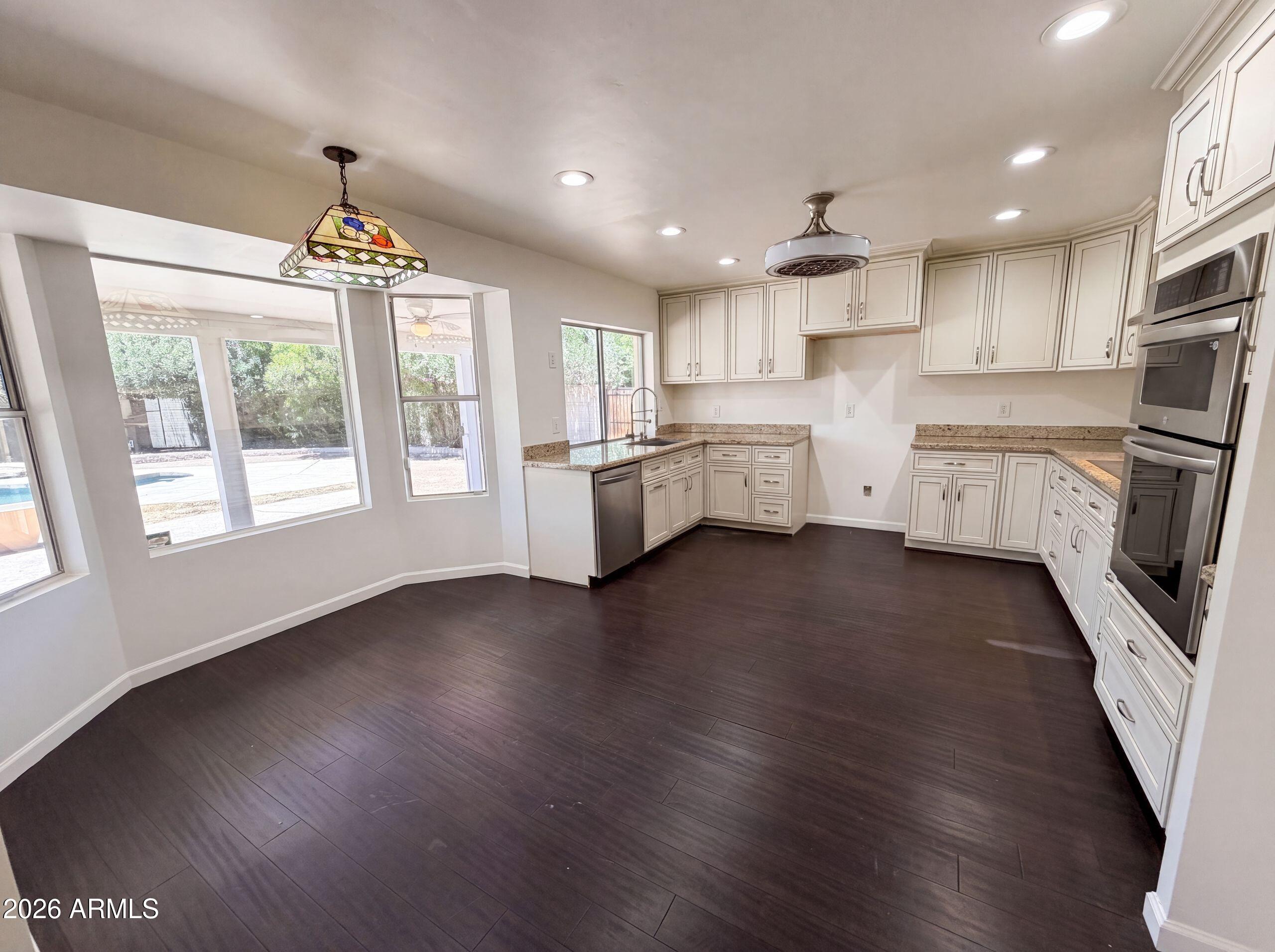 2608 S MOLLERA --