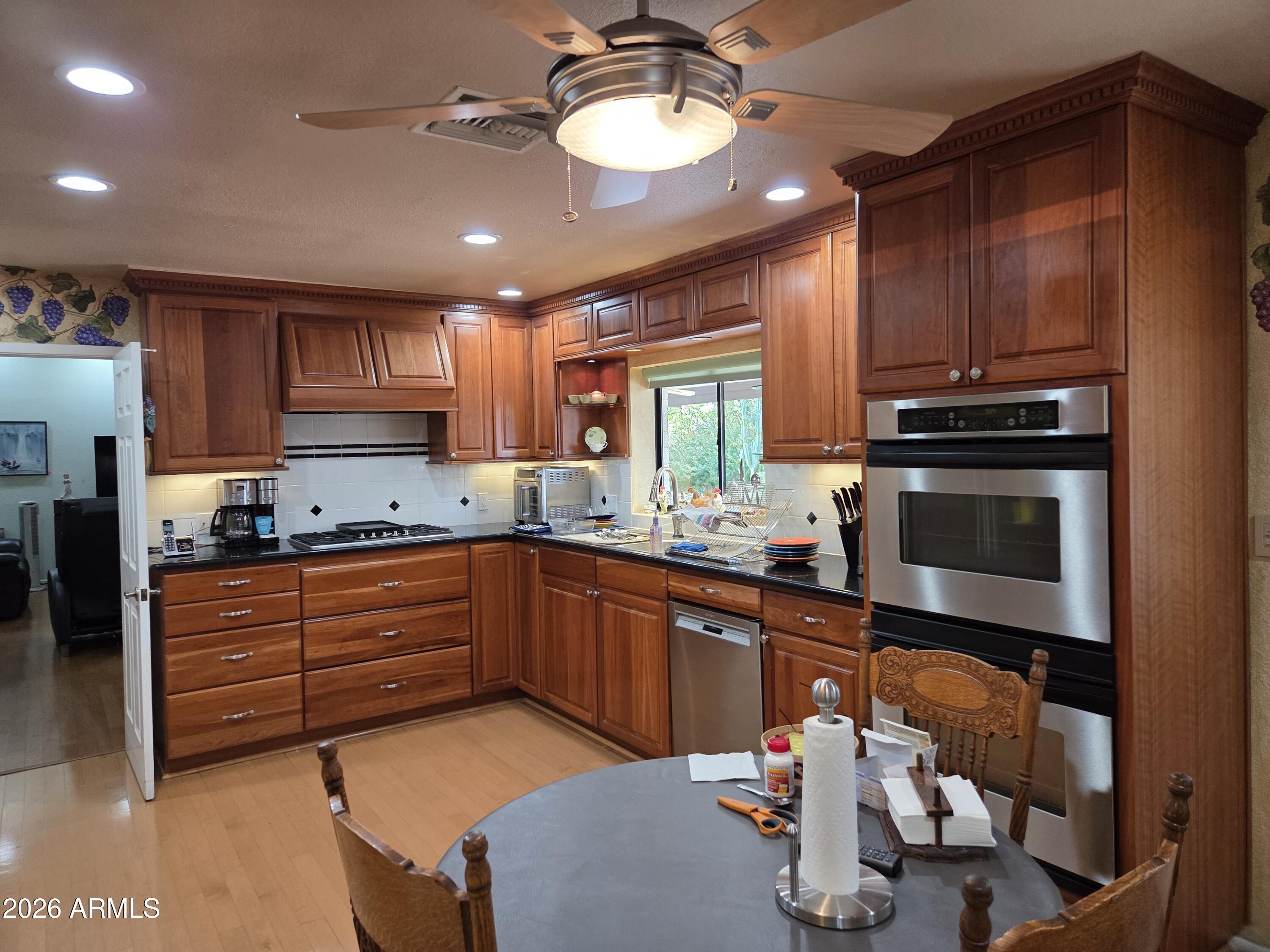 2701 S LOS ALTOS --