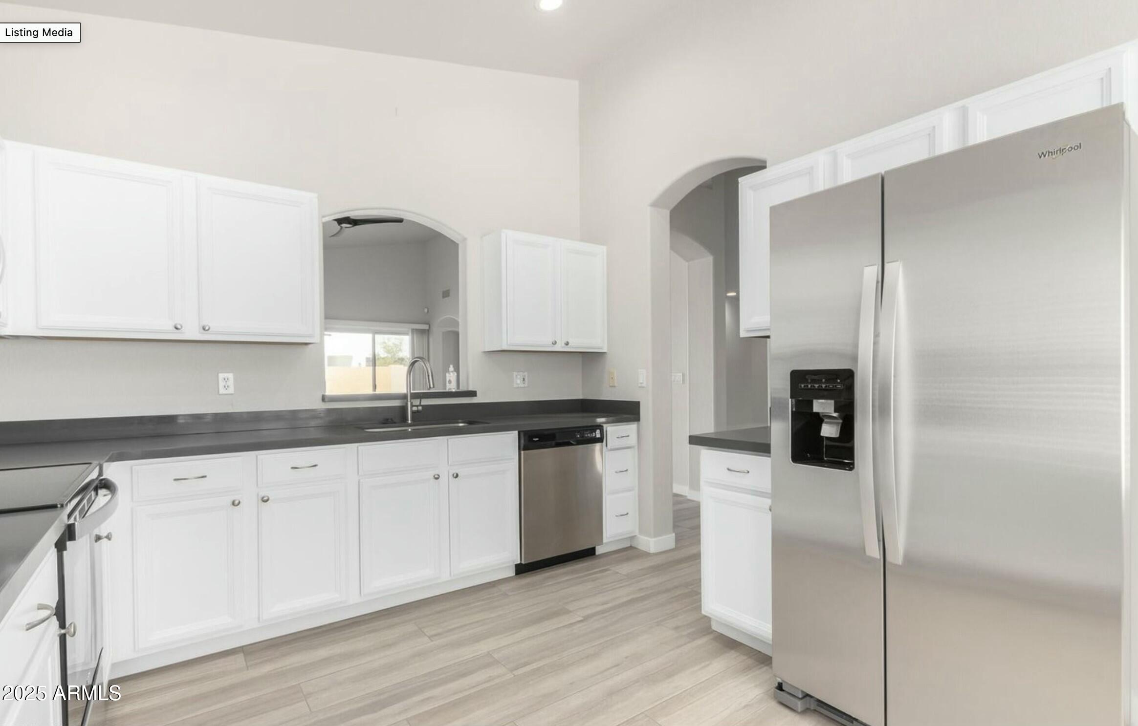 Phoenix, Arizona 85032, United States, 3 Bedrooms Bedrooms, ,2 BathroomsBathrooms,Residential,Active,85096