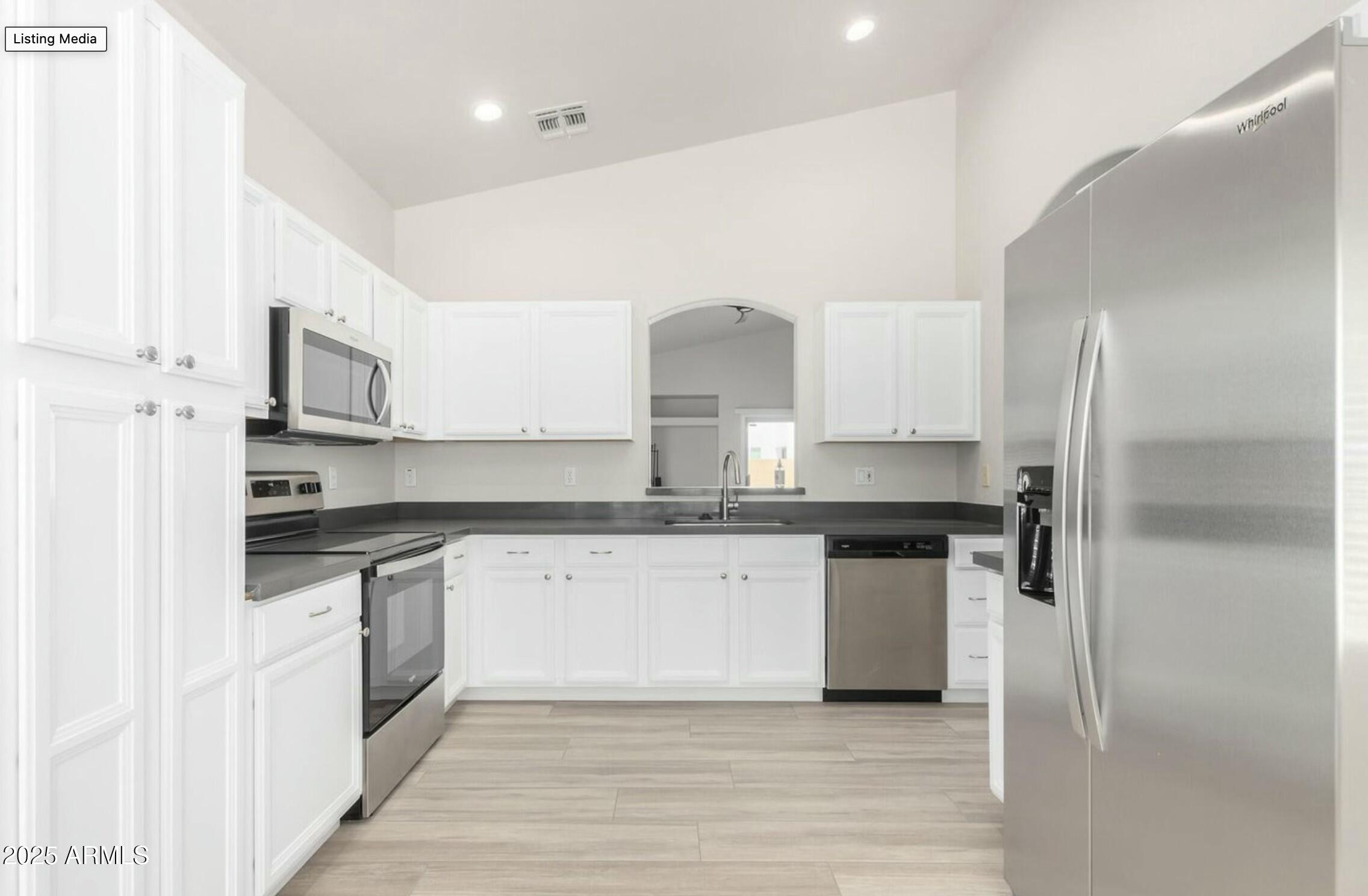 Phoenix, Arizona 85032, United States, 3 Bedrooms Bedrooms, ,2 BathroomsBathrooms,Residential,Active,85096