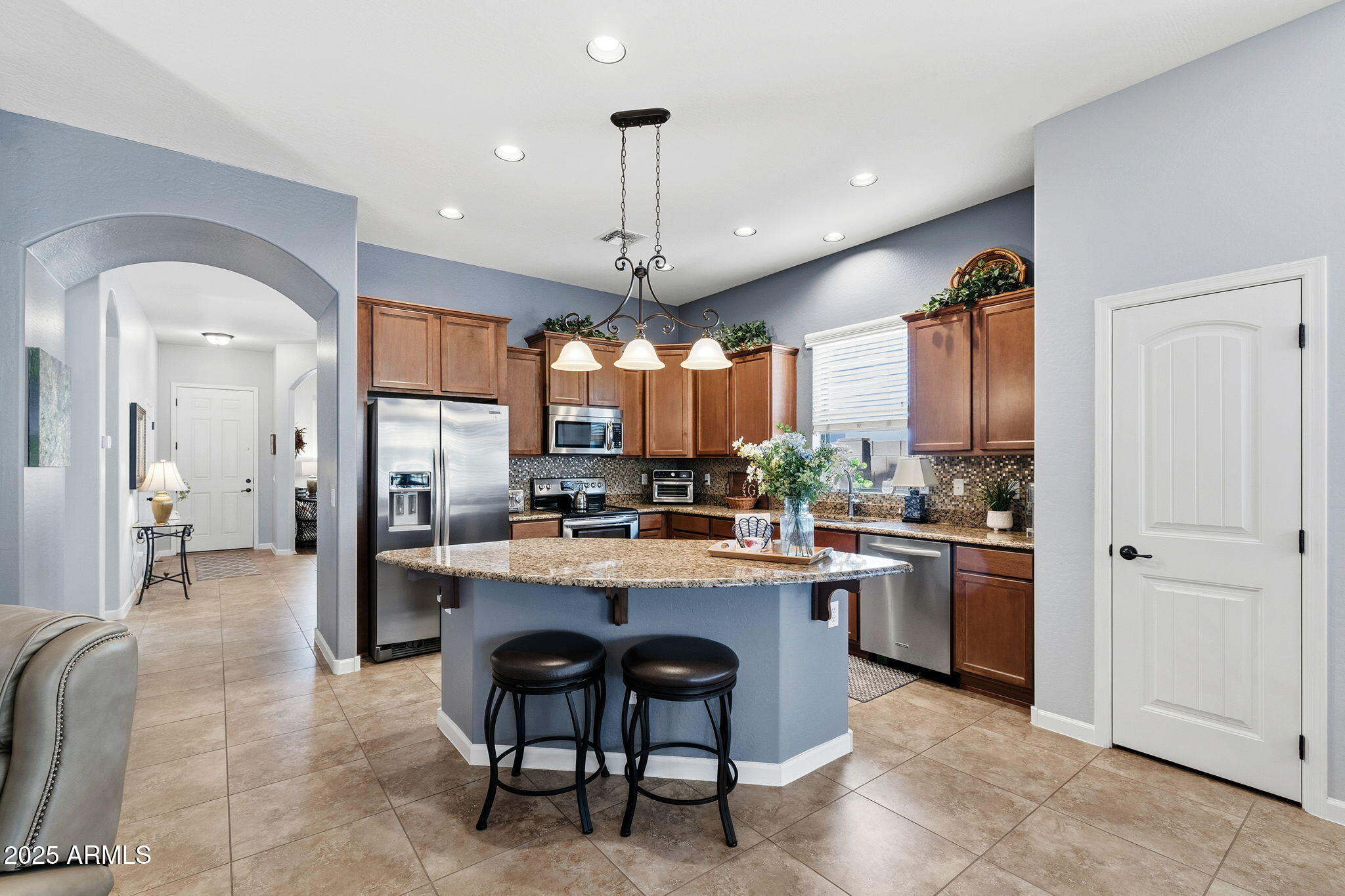 3492 E MESQUITE Street