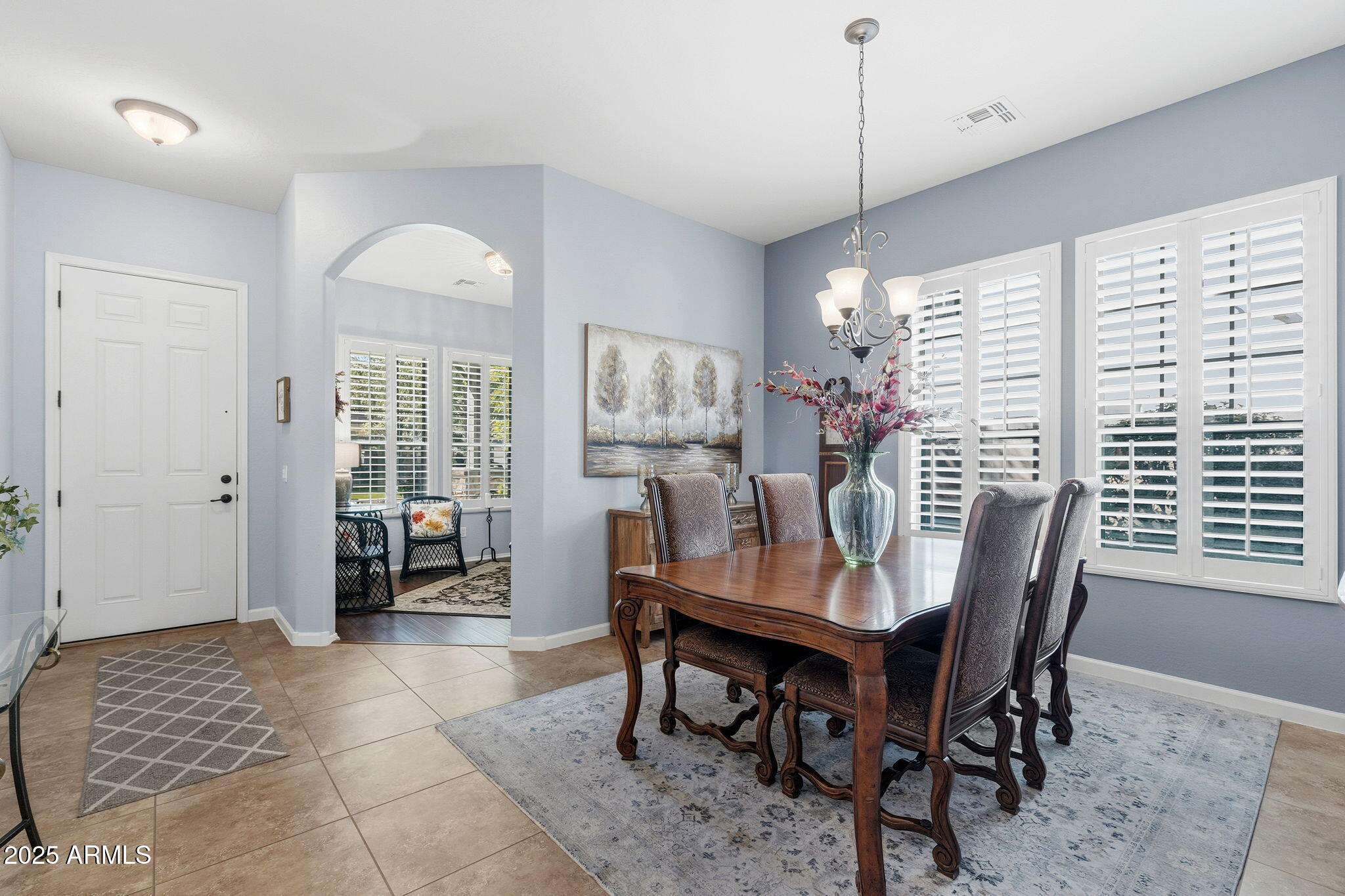 3492 E MESQUITE Street