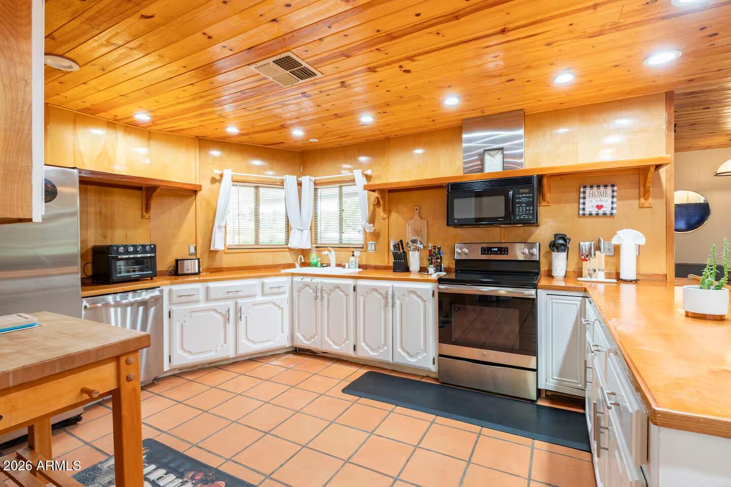 380 HARMONY Drive