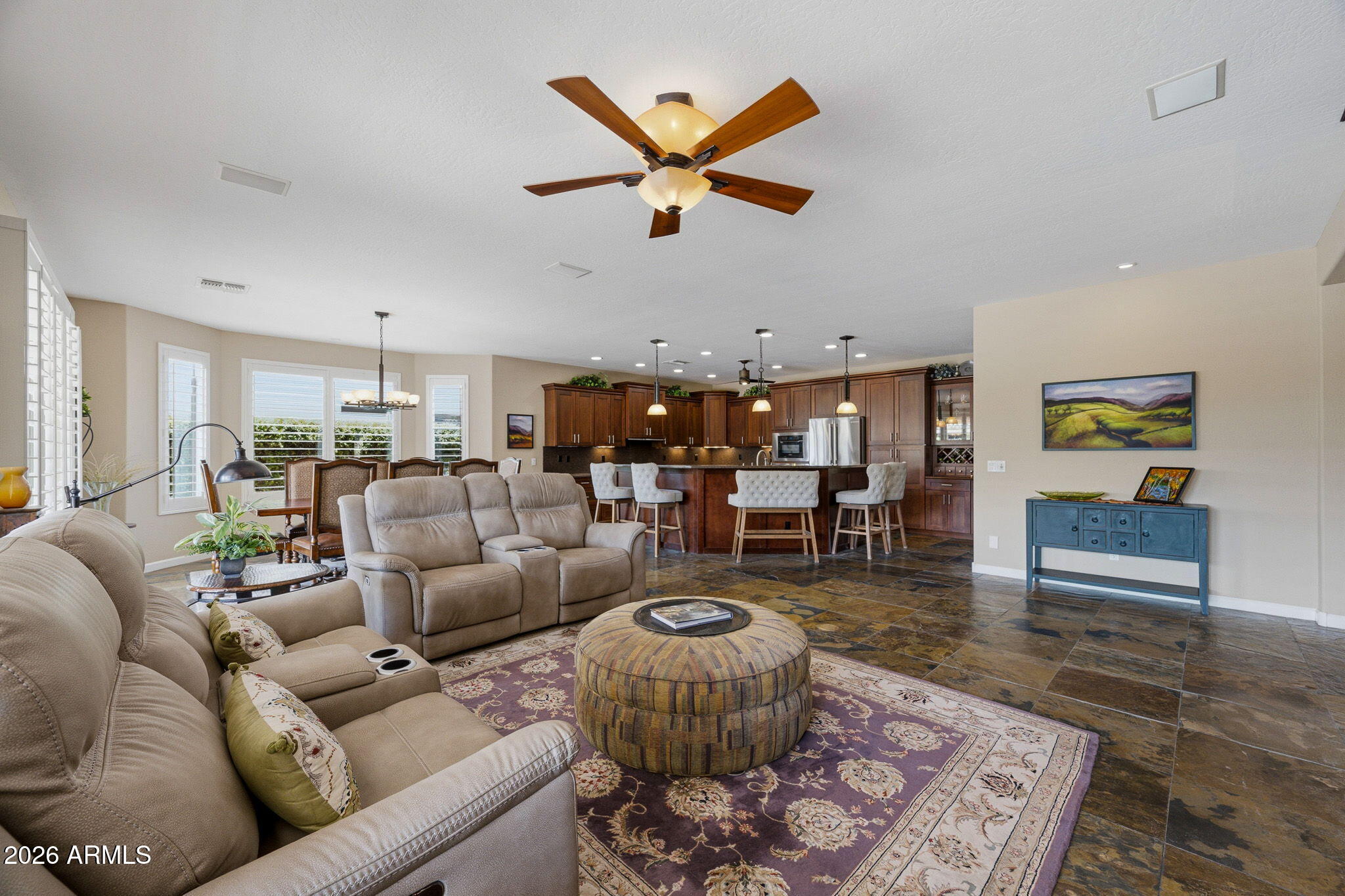 4929 W MOHAWK Drive