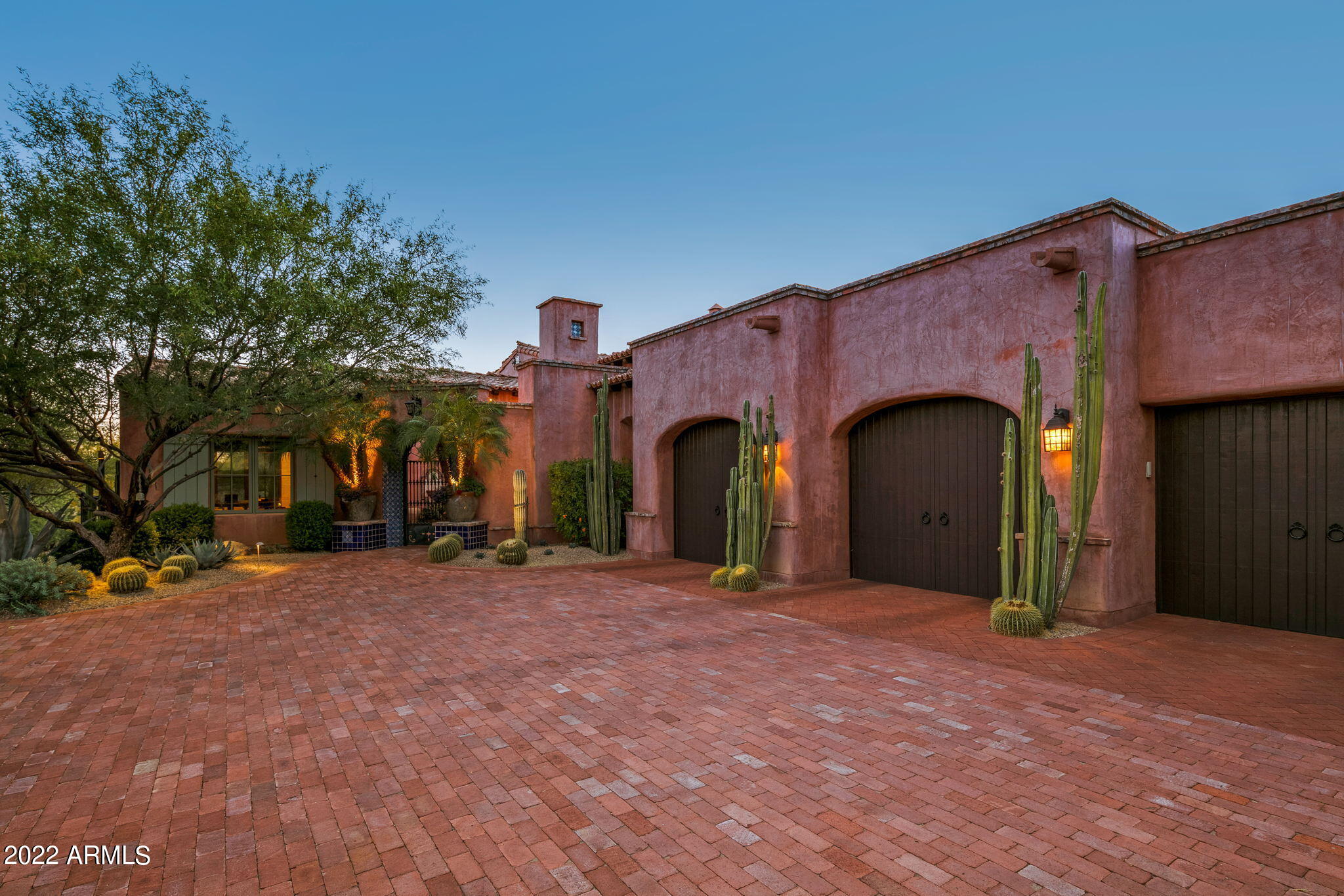 Mirabel Club - Residential