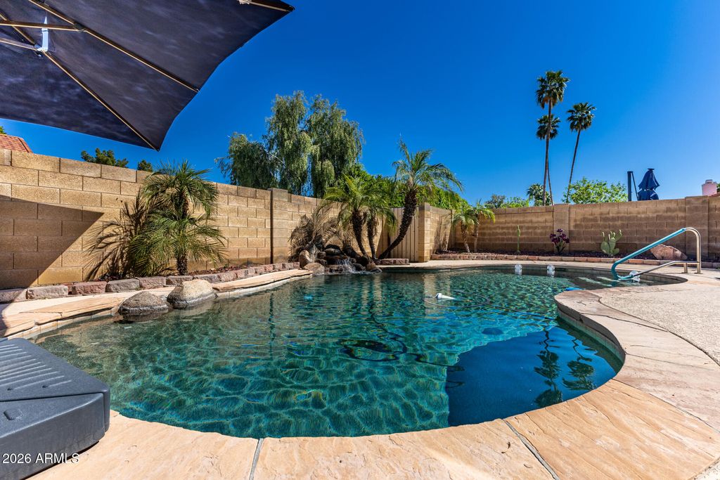 Photo of 1942 E Krista Way, Tempe, AZ 85284 (MLS # 7001318)