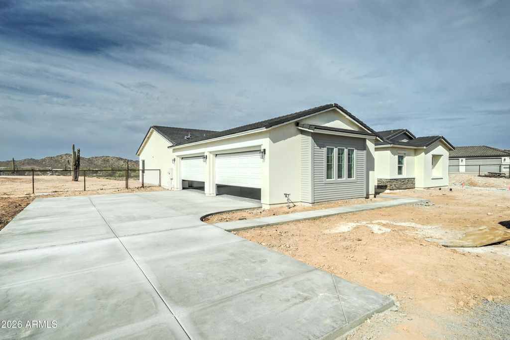 Photo of 4029 W Silverdale Road, San Tan Valley, AZ 85144 (MLS # 6979985)