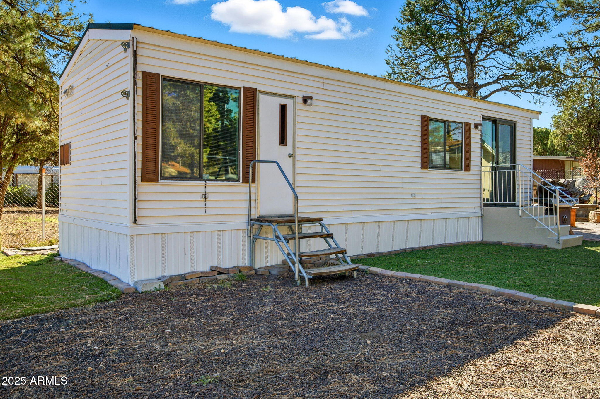2169 TENDERFOOT Trail