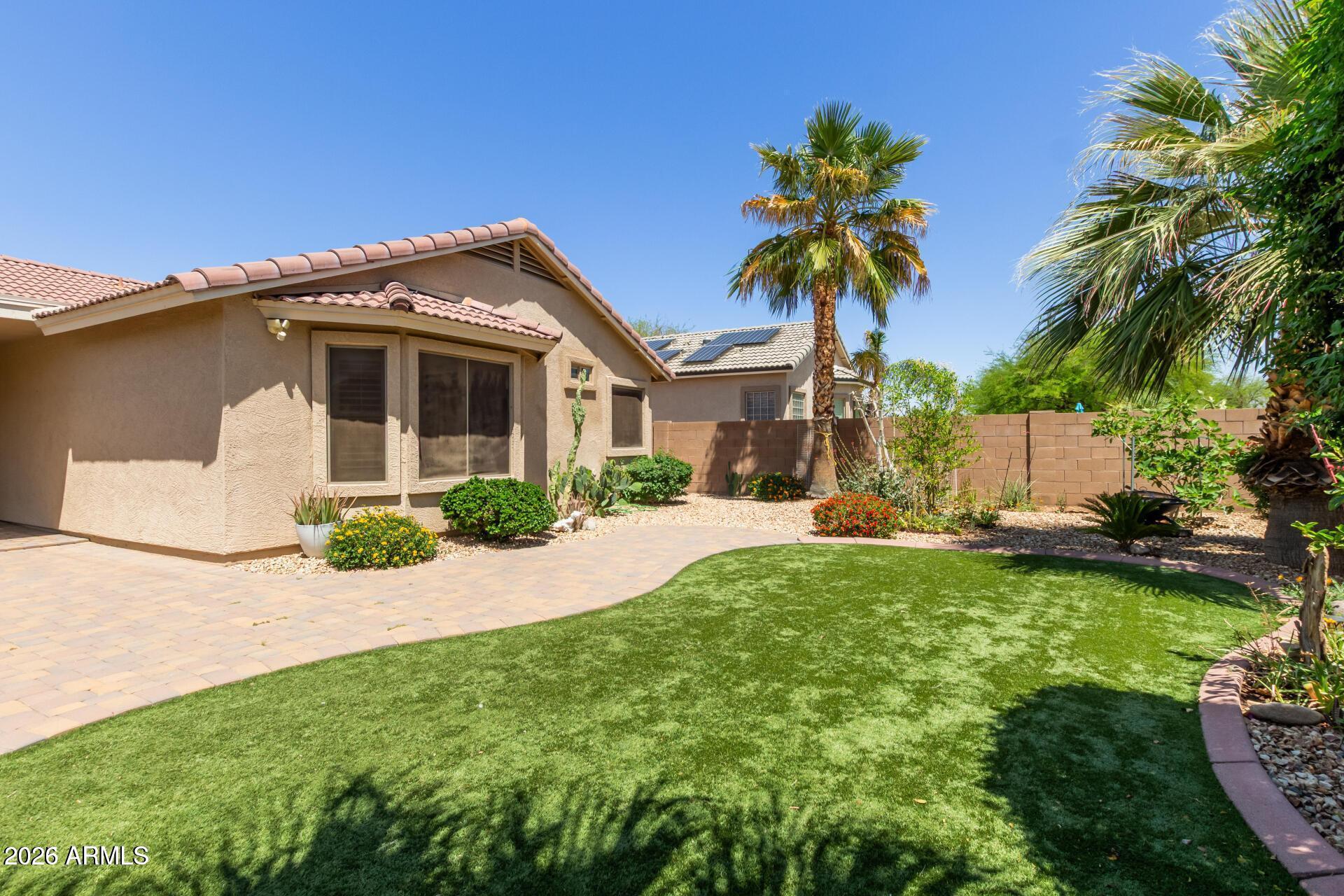 16523 W Saguaro Lane
