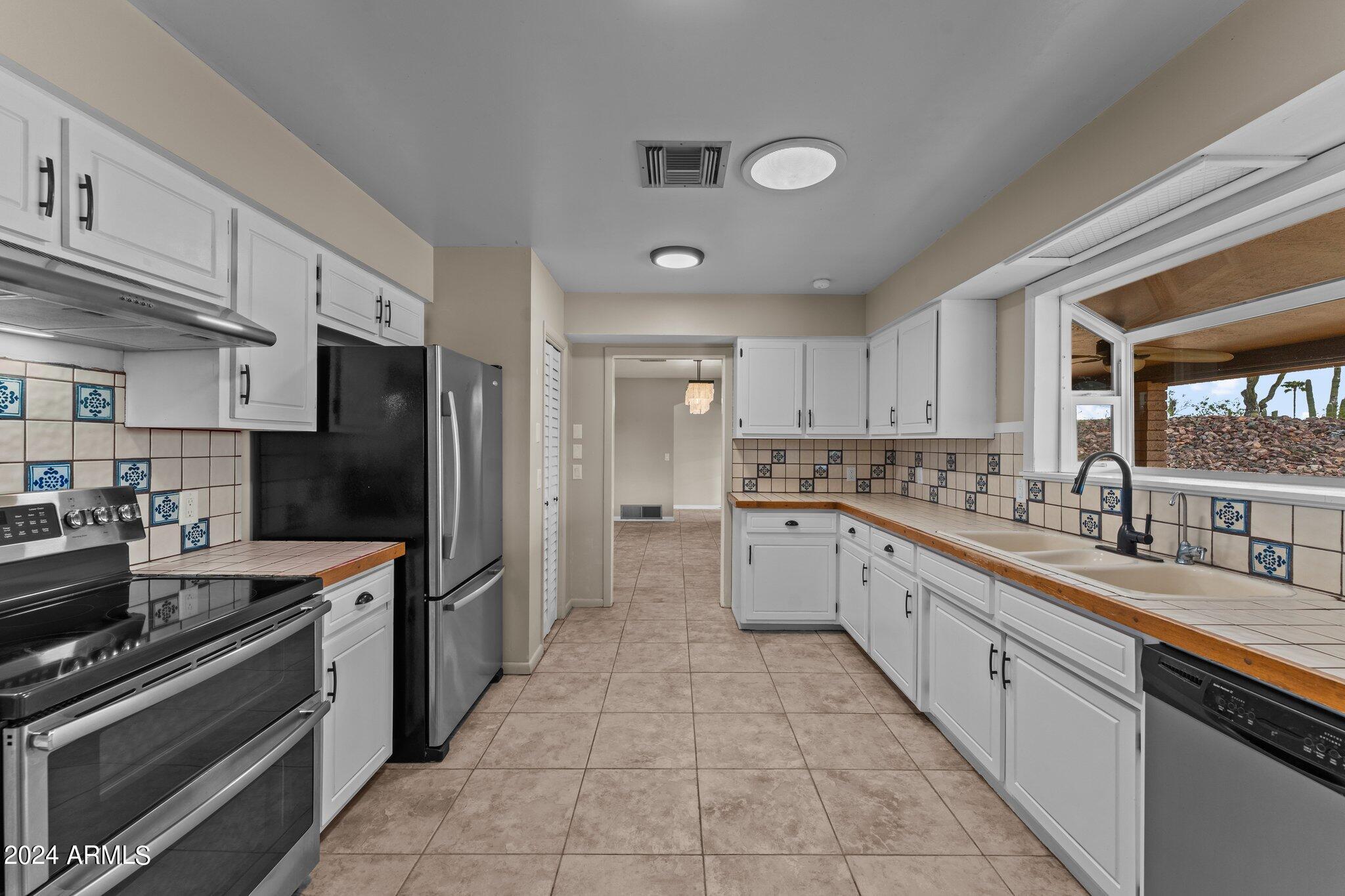 Homes for Sale in Queen Creek Arizona 1 1605 N LITTLE STONEHEDGE RANC Road