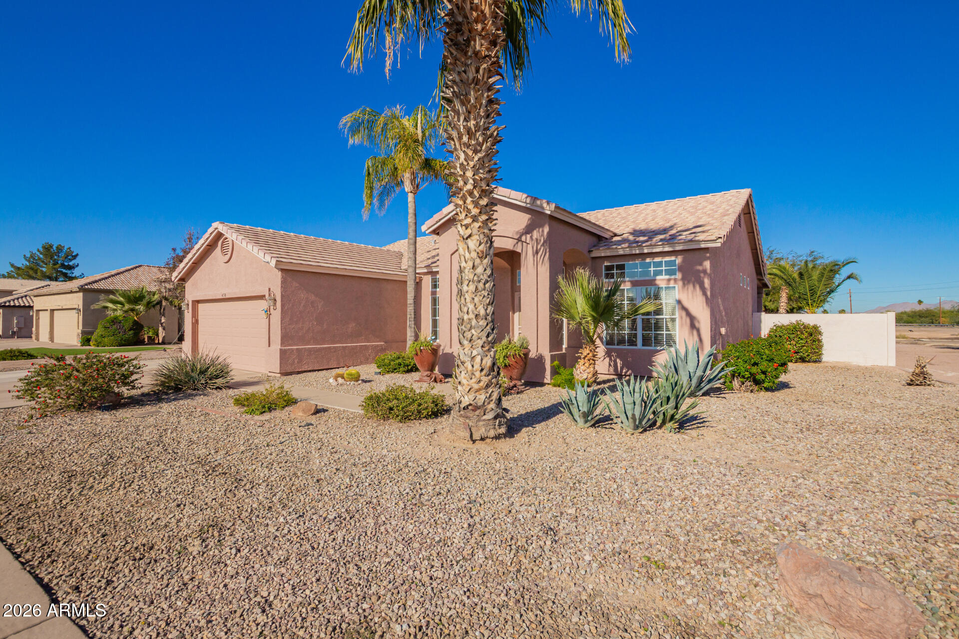 450 W CASA GRANDE LAKES Boulevard