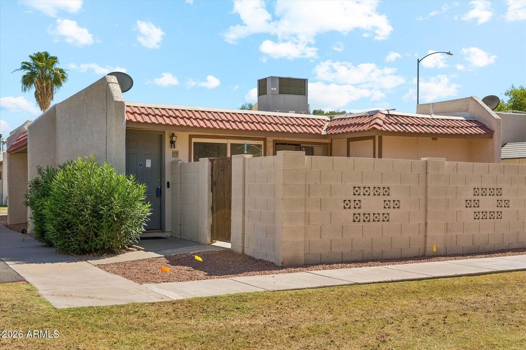 Photo of 525 N May #22, Mesa, AZ 85201 (MLS # 7025676)